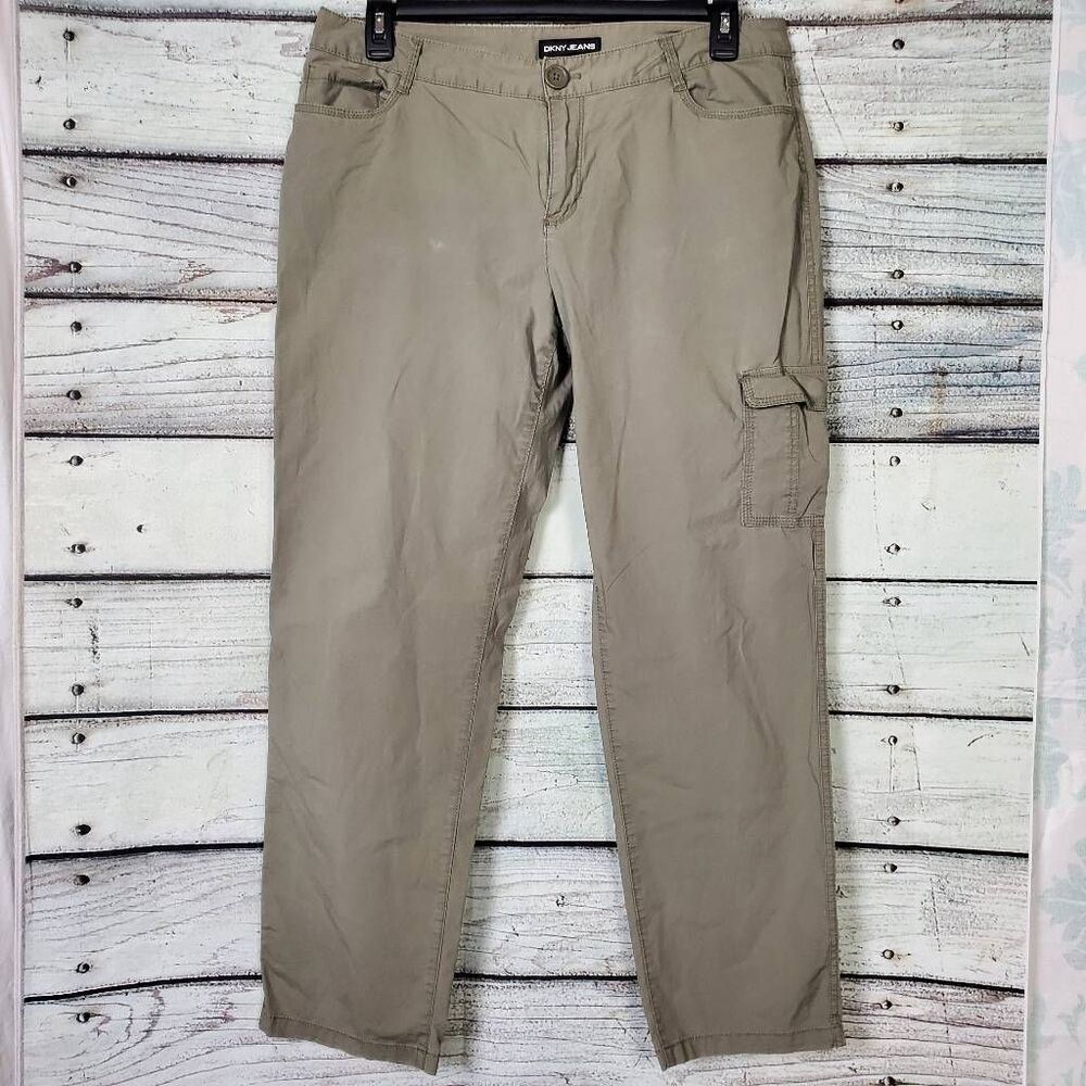 DKNY Jeans Women’s Cargo Pants Size 12 Khaki Straight Leg Pockets